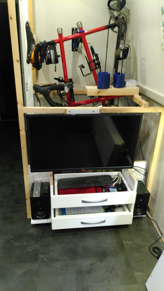 Drawers Fitted under TV in front of Tandem