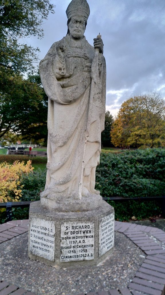 Statue of St Richard of Droitwich