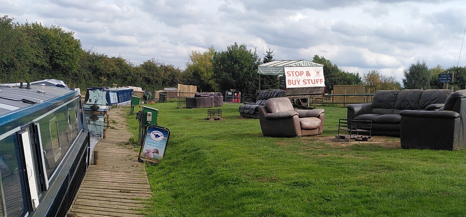 Canalside Sofas and Stall